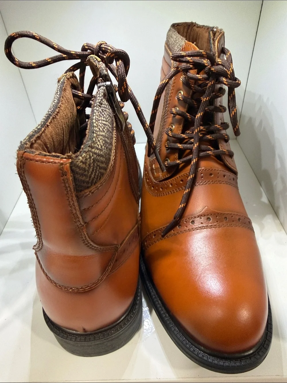Source Unknown Men's Tan Leather Wingtip Lace-Up Boots
